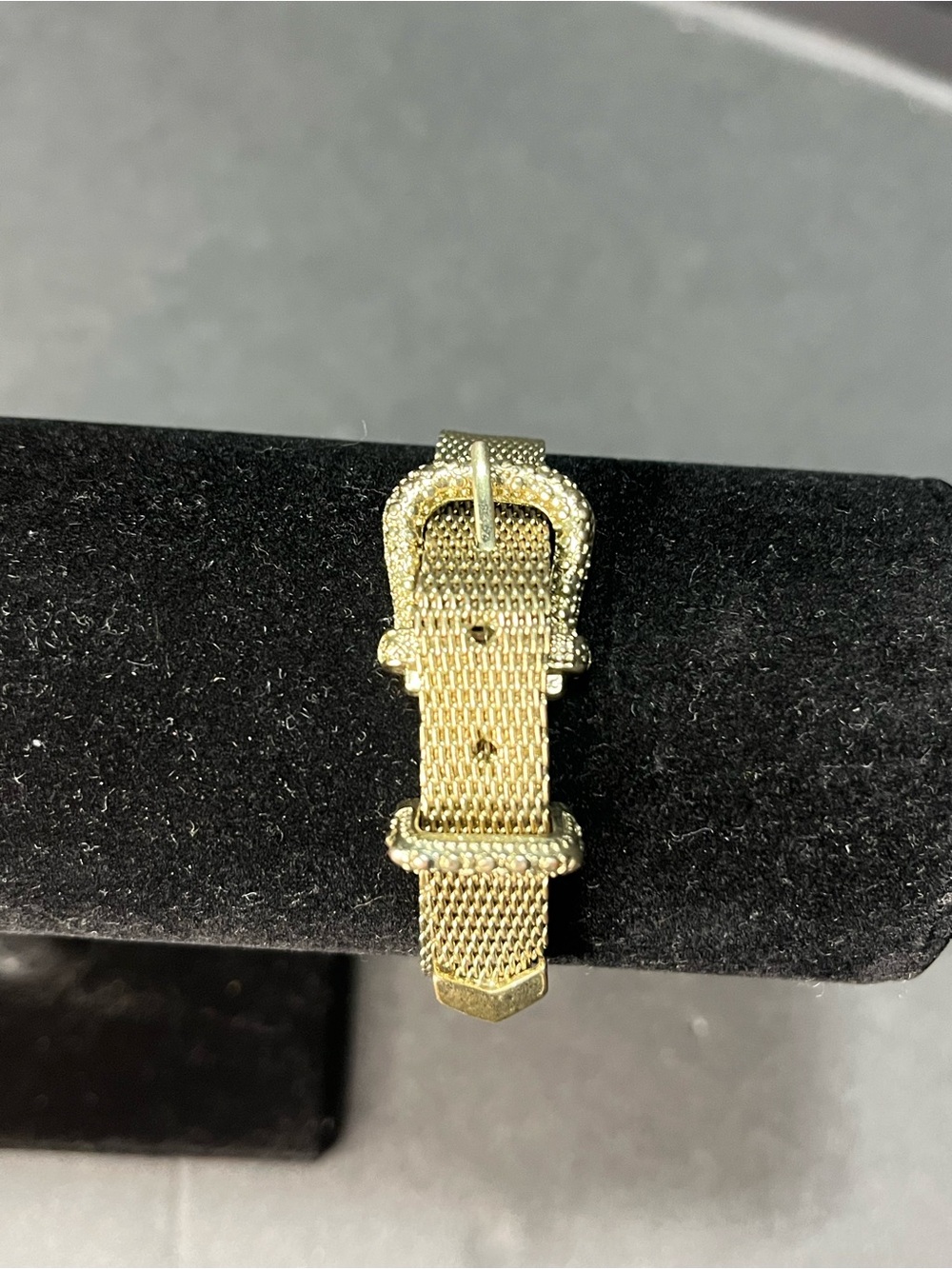 Gold Mesh Buckle Bracelet - Textured Buckle Detail